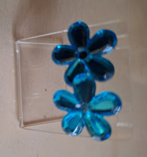 Load image into Gallery viewer, Blue Daisy Earrings l LeMcK Design Studio
