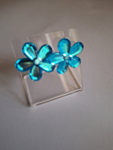 Load image into Gallery viewer, Blue Daisy Earrings l LeMcK Design Studio
